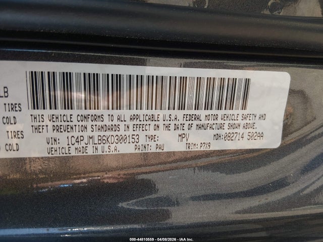 44810559 :رقم المزاد ، 1C4PJMLB6KD300153 vin ، 2019 Jeep Cherokee Latitude Plus 4x4 مزاد بيع