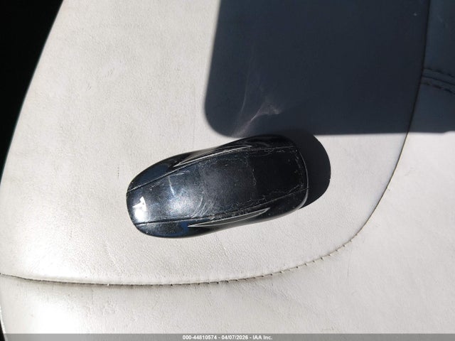 Продажа на аукционе авто 2013 Tesla Model S, vin: 5YJSA1DGXDFP08265, номер лота: 44810574