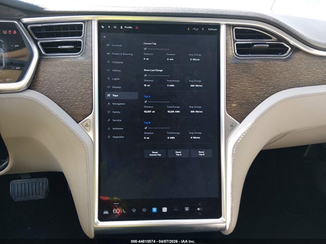 Продажа на аукционе авто 2013 Tesla Model S, vin: 5YJSA1DGXDFP08265, номер лота: 44810574