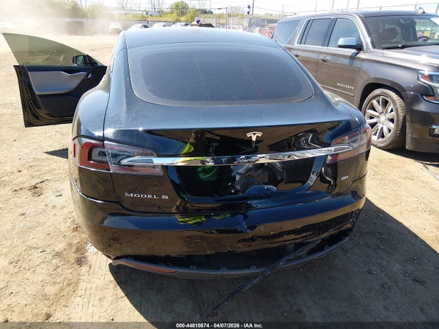 Продажа на аукционе авто 2013 Tesla Model S, vin: 5YJSA1DGXDFP08265, номер лота: 44810574