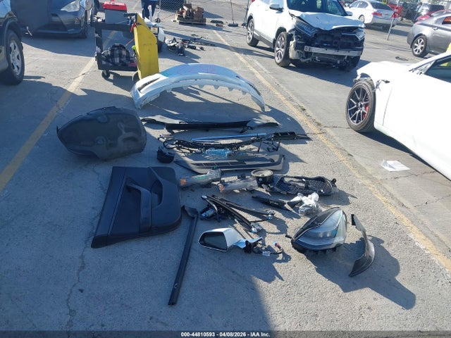 2019 Tesla Model 3 Long Range/mid Range/standard Range/standard Range Plus მანქანა იყიდება აუქციონზე, vin: 5YJ3E1EA6KF326587, აუქციონის ნომერი: 44810593