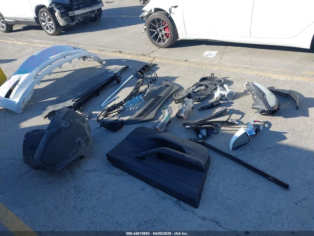 2019 Tesla Model 3 Long Range/mid Range/standard Range/standard Range Plus მანქანა იყიდება აუქციონზე, vin: 5YJ3E1EA6KF326587, აუქციონის ნომერი: 44810593