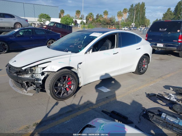 2019 Tesla Model 3 Long Range/mid Range/standard Range/standard Range Plus მანქანა იყიდება აუქციონზე, vin: 5YJ3E1EA6KF326587, აუქციონის ნომერი: 44810593