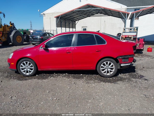 44810595 :رقم المزاد ، 3VWRZ7AJ8AM059872 vin ، 2010 Volkswagen Jetta Se مزاد بيع