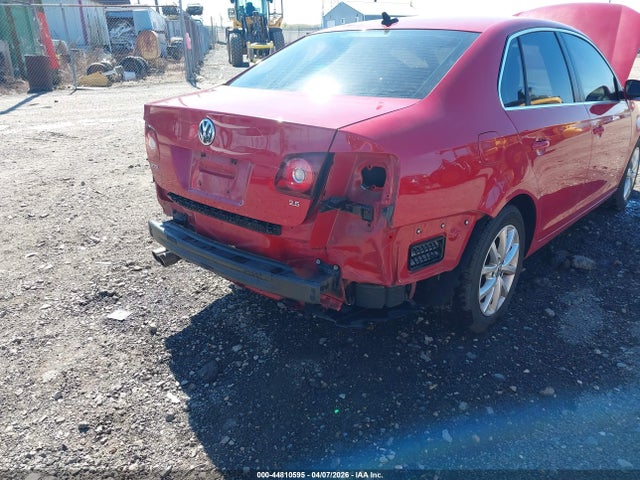 44810595 :رقم المزاد ، 3VWRZ7AJ8AM059872 vin ، 2010 Volkswagen Jetta Se مزاد بيع