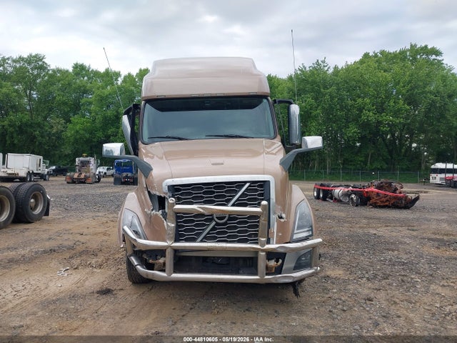 Aukcja sprzedaży 2023 Volvo Vnl, vin: 4V4NC9EH8PN616093, numer aukcji: 44810605
