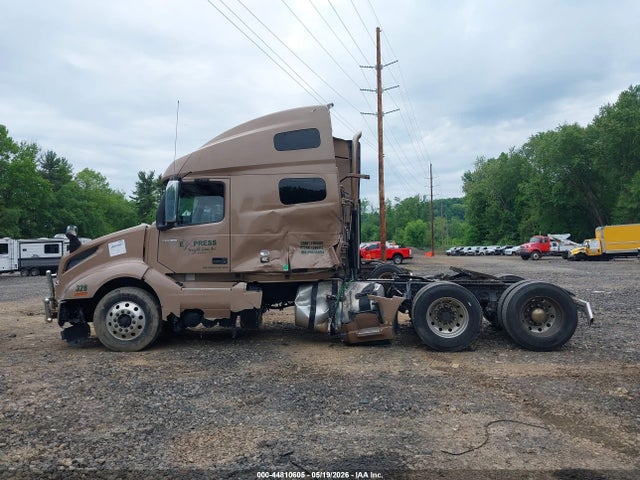 Aukcja sprzedaży 2023 Volvo Vnl, vin: 4V4NC9EH8PN616093, numer aukcji: 44810605