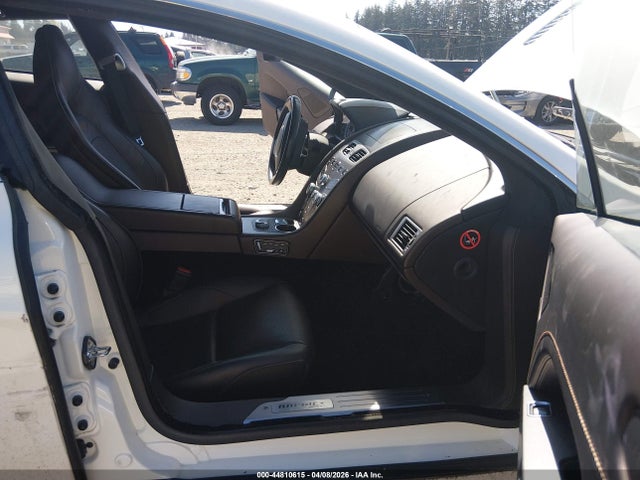 Aston Martin RAPIDE S 2016 SCFHMDBS2GGF05122 Image 5