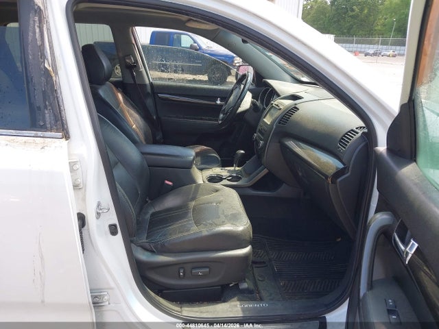 44810645 :رقم المزاد ، 5XYKW4A24CG218004 vin ، 2012 Kia Sorento Sx V6 مزاد بيع