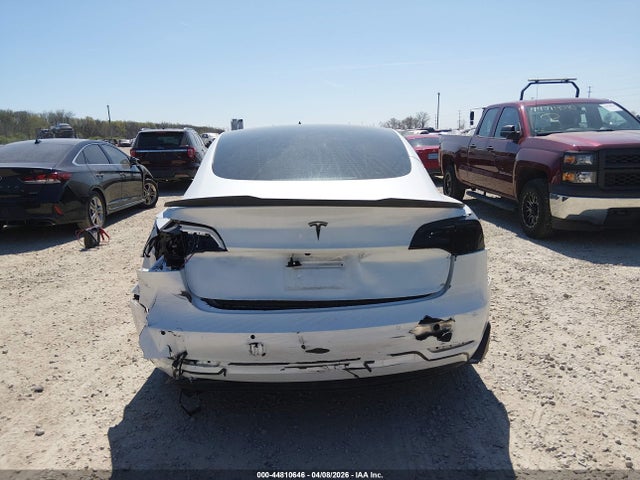 Tesla Model 3 Standard Range Plus Rear-wheel Drive 2021 5YJ3E1EA1MF986619 Image 16