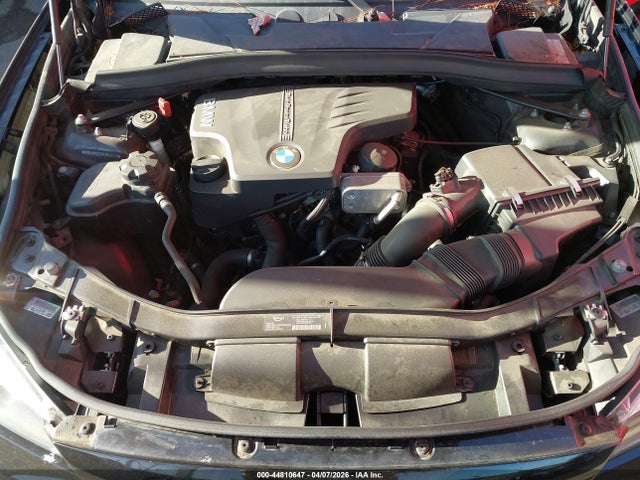 2013 BMW X1 WBAVM1C52DVW42412 Photo 9