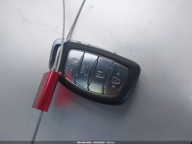 Продажа на аукционе авто 2017 Hyundai Tucson Se Plus, vin: KM8J33A43HU381258, номер лота: 44810648