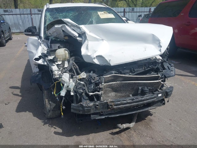 Продажа на аукционе авто 2017 Hyundai Tucson Se Plus, vin: KM8J33A43HU381258, номер лота: 44810648