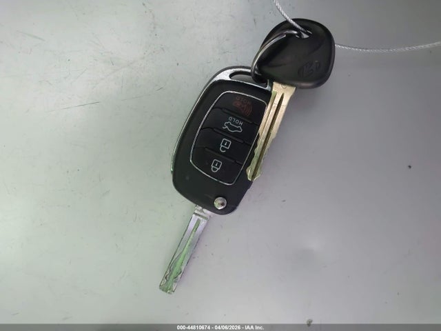 2019 HYUNDAI SONATA 5NPE24AF1KH753360 Photo 10