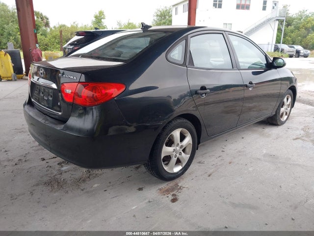 2010 HYUNDAI ELANTRA KMHDU4AD8AU108564 Photo 3