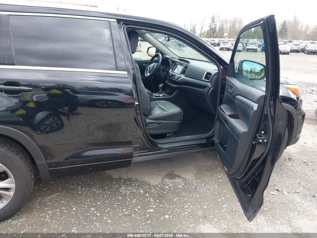 Toyota Highlander Xle V6 2015 5TDJKRFH3FS107050 Image 5