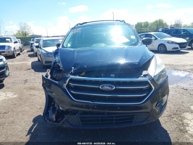 44810720 :رقم المزاد ، 1FMCU9GD6JUC98896 vin ، 2018 Ford Escape Se مزاد بيع