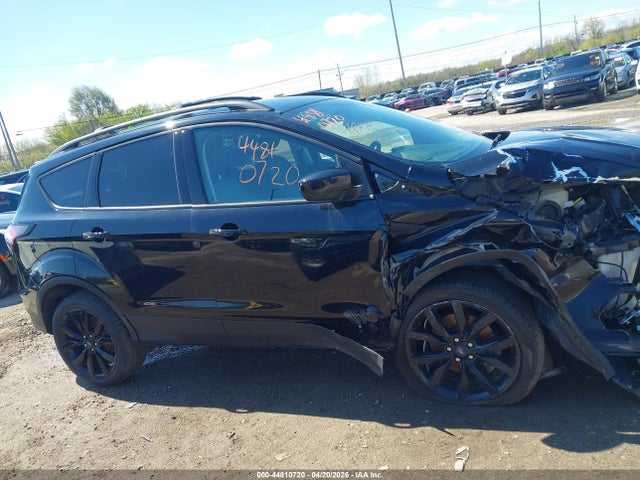 44810720 :رقم المزاد ، 1FMCU9GD6JUC98896 vin ، 2018 Ford Escape Se مزاد بيع