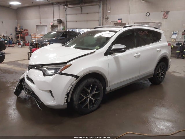 Продаж на аукціоні авто 2018 Toyota Rav4 Se, vin: 2T3JFREV3JW795442, номер лоту: 44810742