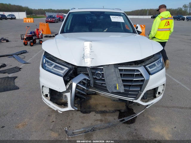 Продажа на аукционе авто 2018 Audi Q5 2.0t Premium/2.0t Tech Premium, vin: WA1BNAFY2J2078860, номер лота: 44810743