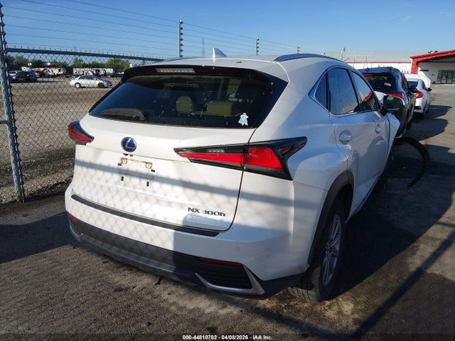 JTJDJRDZ8L5010162 Lexus NX 300H
