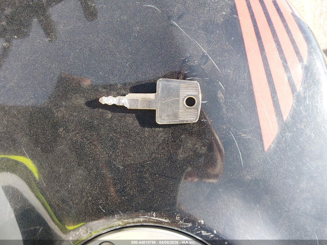 44810790 :رقم المزاد ، JH2SC3606XM101014 vin ، 1999 Honda Vtr1000 F مزاد بيع
