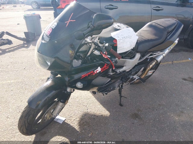 44810790 :رقم المزاد ، JH2SC3606XM101014 vin ، 1999 Honda Vtr1000 F مزاد بيع