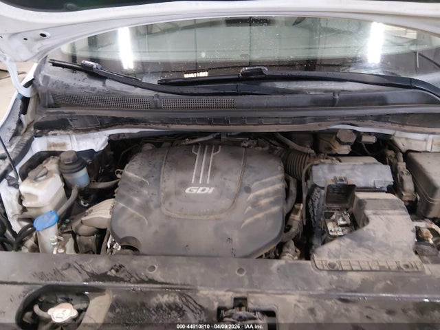 KNDMB5C15H6219106 KIA SEDONA LX
