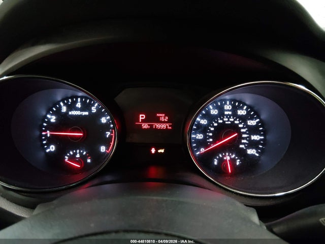 KNDMB5C15H6219106 KIA SEDONA LX