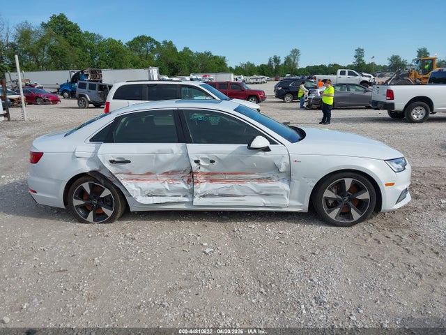 44810822 :رقم المزاد ، WAUENAF4XHN001031 vin ، 2017 Audi A4 2.0t Premium مزاد بيع