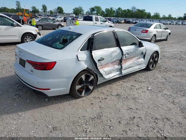 44810822 :رقم المزاد ، WAUENAF4XHN001031 vin ، 2017 Audi A4 2.0t Premium مزاد بيع