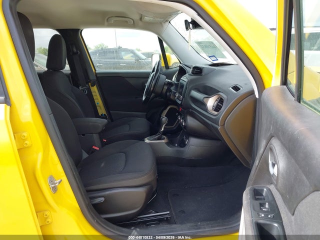 ZACCJABT2GPD72029 Jeep Renegade Latitude