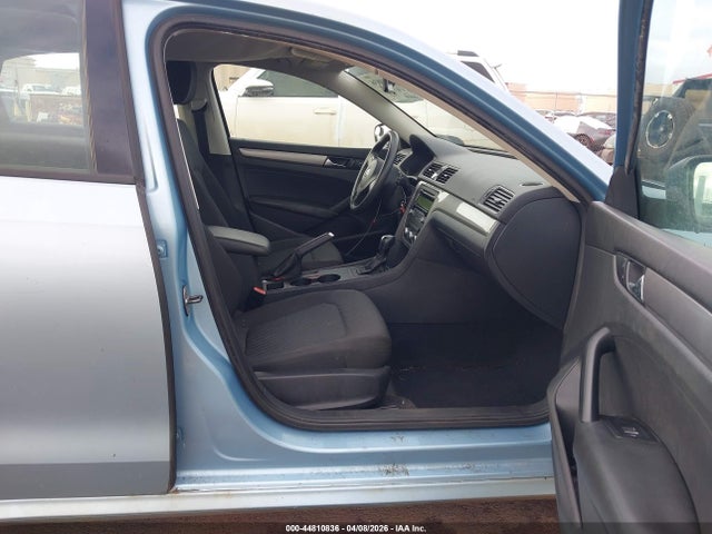 2012 VOLKSWAGEN PASSAT 1VWAP7A36CC081541 Photo 4