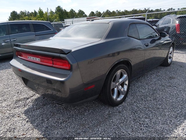 44810841 :رقم المزاد ، 2C3CDYAGXEH112131 vin ، 2014 Dodge Challenger Sxt Plus مزاد بيع