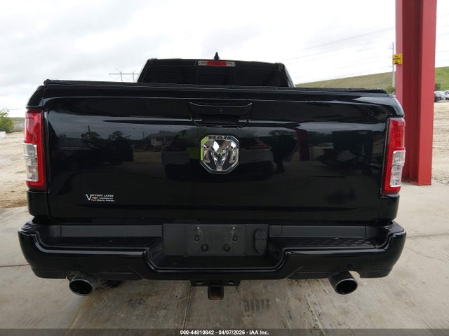 Продажа на аукционе авто 2022 Ram 1500 Big Horn  4x2 5'7 Box, vin: 1C6RREFM1NN364644, номер лота: 44810842
