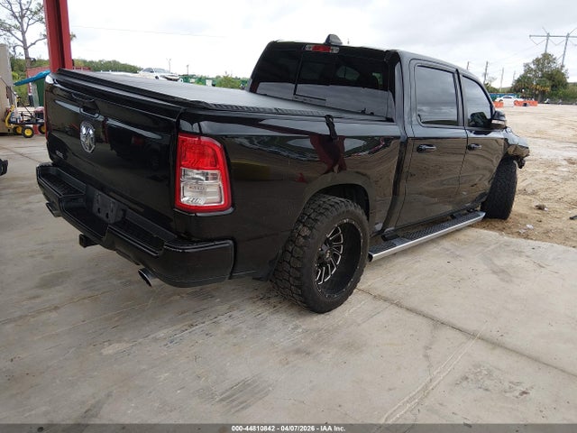 Продажа на аукционе авто 2022 Ram 1500 Big Horn  4x2 5'7 Box, vin: 1C6RREFM1NN364644, номер лота: 44810842