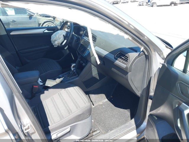 2024 Volkswagen Tiguan 2.0t S მანქანა იყიდება აუქციონზე, vin: 3VVFB7AX8RM166822, აუქციონის ნომერი: 44810849