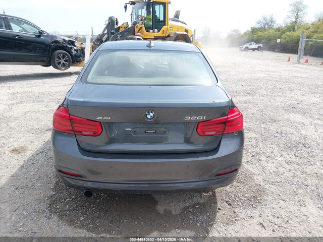 Aukcja sprzedaży 2016 Bmw 320i Xdrive, vin: WBA8A3C53GK690735, numer aukcji: 44810853