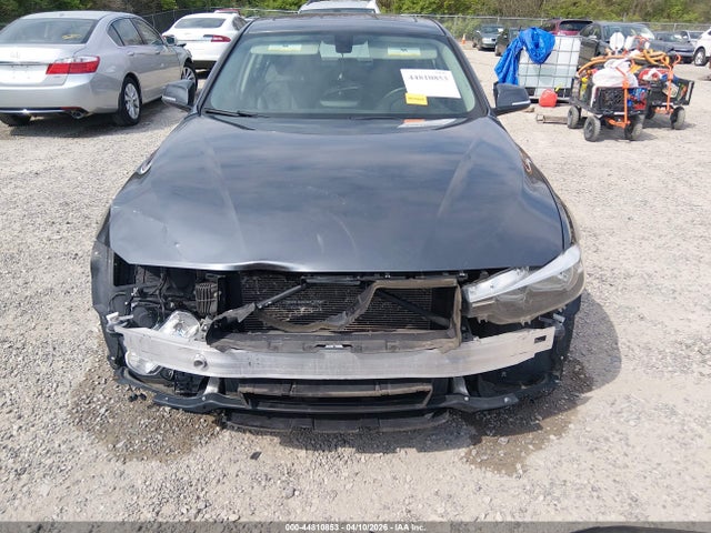 Aukcja sprzedaży 2016 Bmw 320i Xdrive, vin: WBA8A3C53GK690735, numer aukcji: 44810853