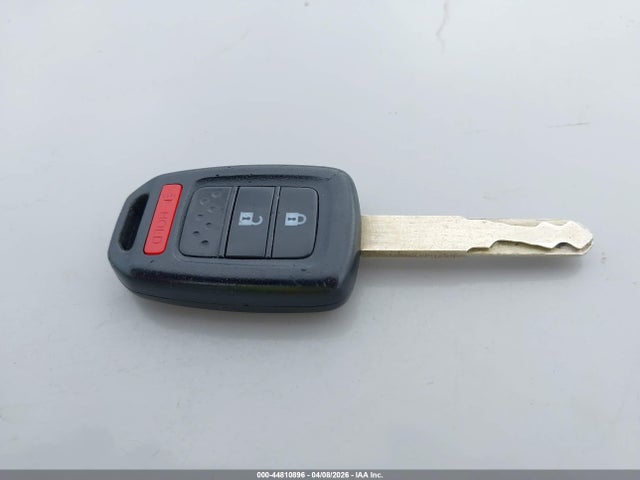 2015 Honda Fit Lx მანქანა იყიდება აუქციონზე, vin: 3HGGK5H58FM758939, აუქციონის ნომერი: 44810896