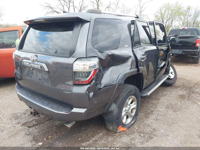 Продаж на аукціоні авто 2019 Toyota 4runner Sr5 Premium, vin: JTEBU5JR6K5666059, номер лоту: 44810905