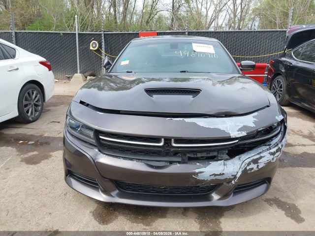 44810910 :رقم المزاد ، 2C3CDXBG3FH865803 vin ، 2015 Dodge Charger Se مزاد بيع