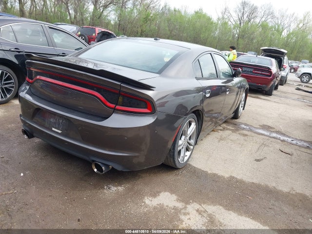 44810910 :رقم المزاد ، 2C3CDXBG3FH865803 vin ، 2015 Dodge Charger Se مزاد بيع