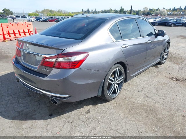 1HGCR3F97HA023406 Honda Accord Touring V6