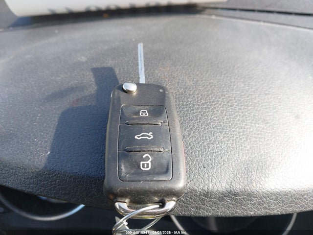 Продаж на аукціоні авто 2017 Volkswagen Jetta 1.4t S, vin: 3VW2B7AJ6HM202432, номер лоту: 44810941