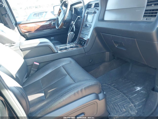 Продажа на аукционе авто 2012 Lincoln Navigator, vin: 5LMJJ2J55CEL08529, номер лота: 44810983