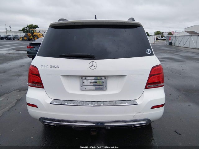 Продажа на аукционе авто 2015 Mercedes-benz Glk 350, vin: WDCGG5HB3FG340637, номер лота: 44811006