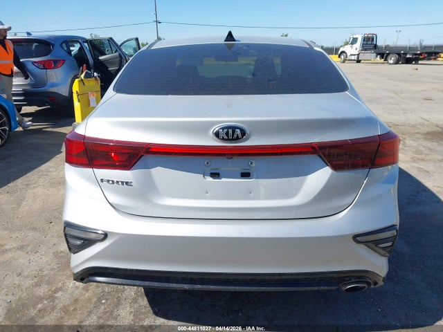 KIA Forte Lxs 2021 3KPF24AD4ME338821 Image 16