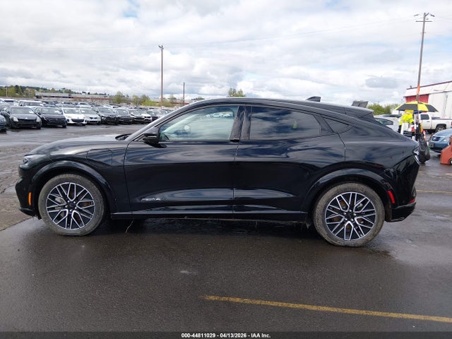 Ford Mustang Mach-e Premium 2024 3FMTK3SU3RMA43004 Image 14
