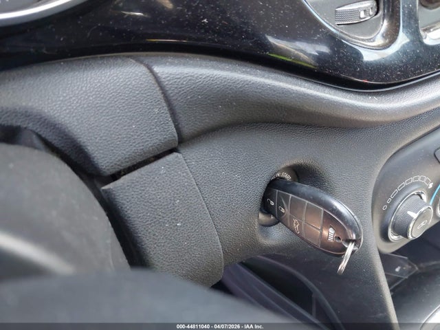 44811040 :رقم المزاد ، 1C3CDFAA1DD257151 vin ، 2013 Dodge Dart Se مزاد بيع
